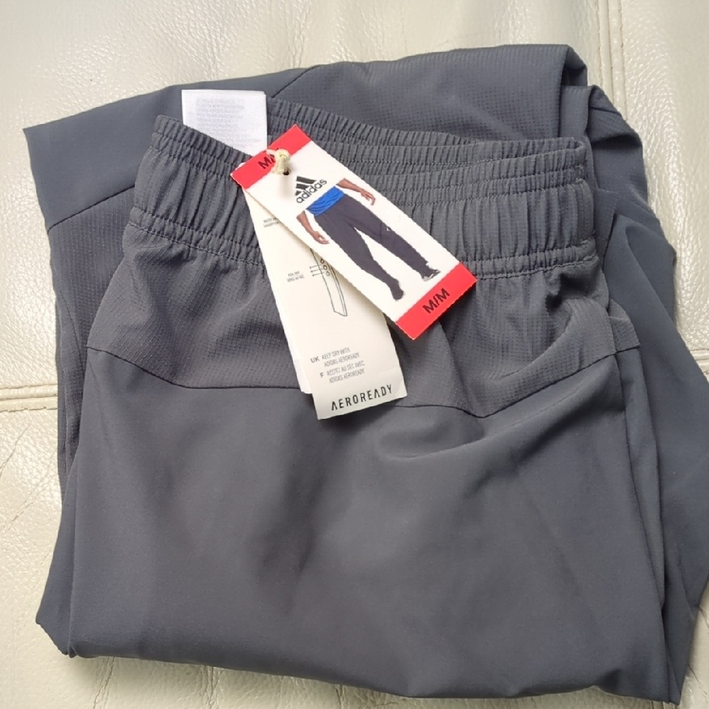 Adidas Men's Dark Gray Aeroready Joggers